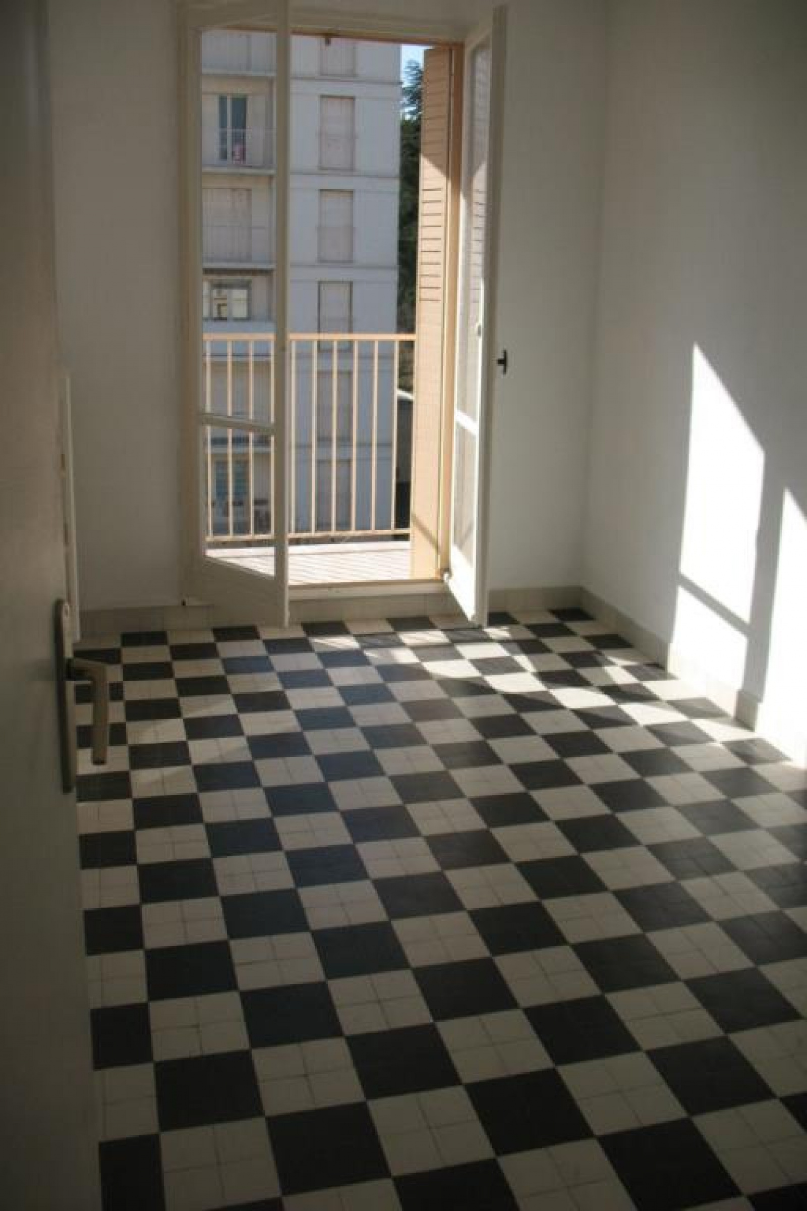 Image_, Appartement, Bourg-Saint-Andéol, ref :214la