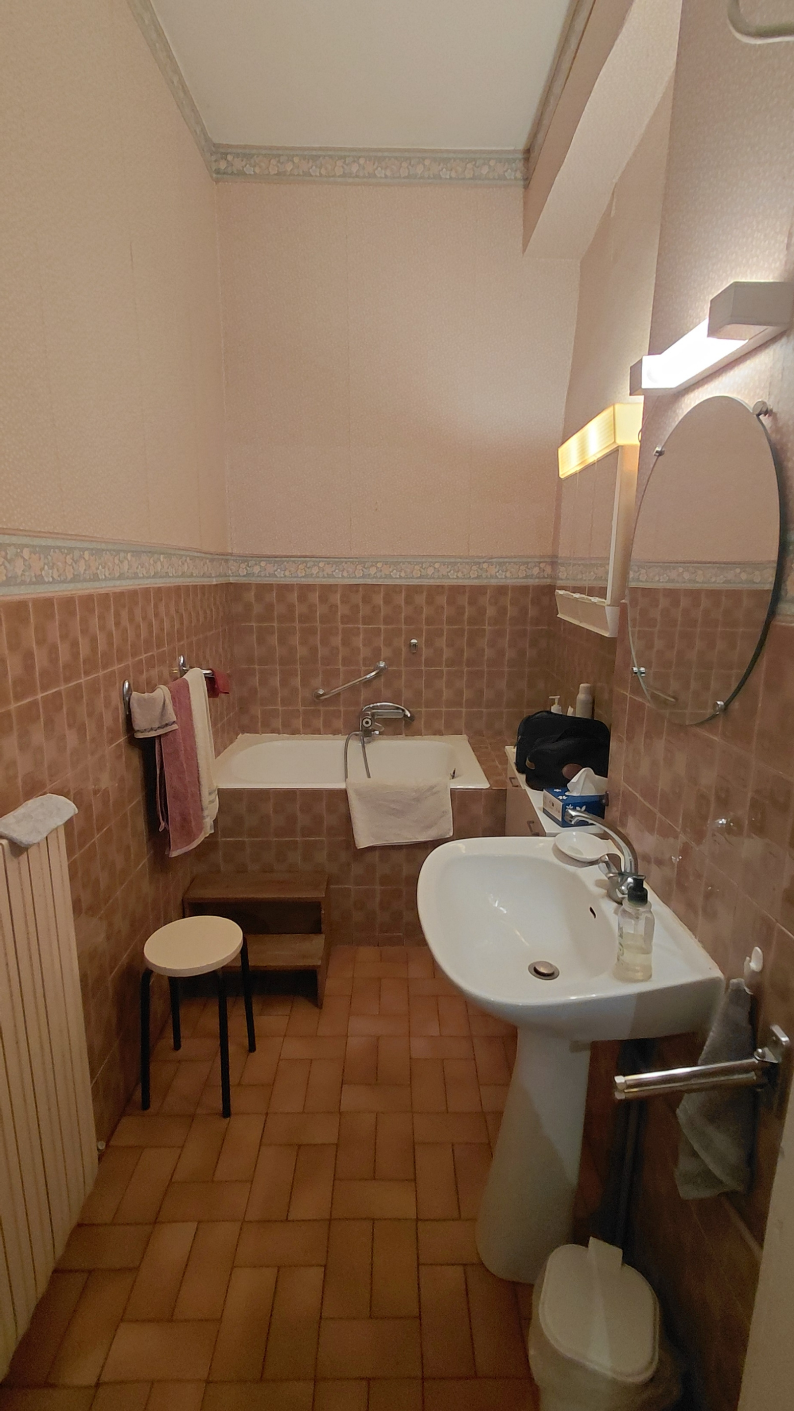 Image_, Maison de village, Bourg-Saint-Andéol, ref :571