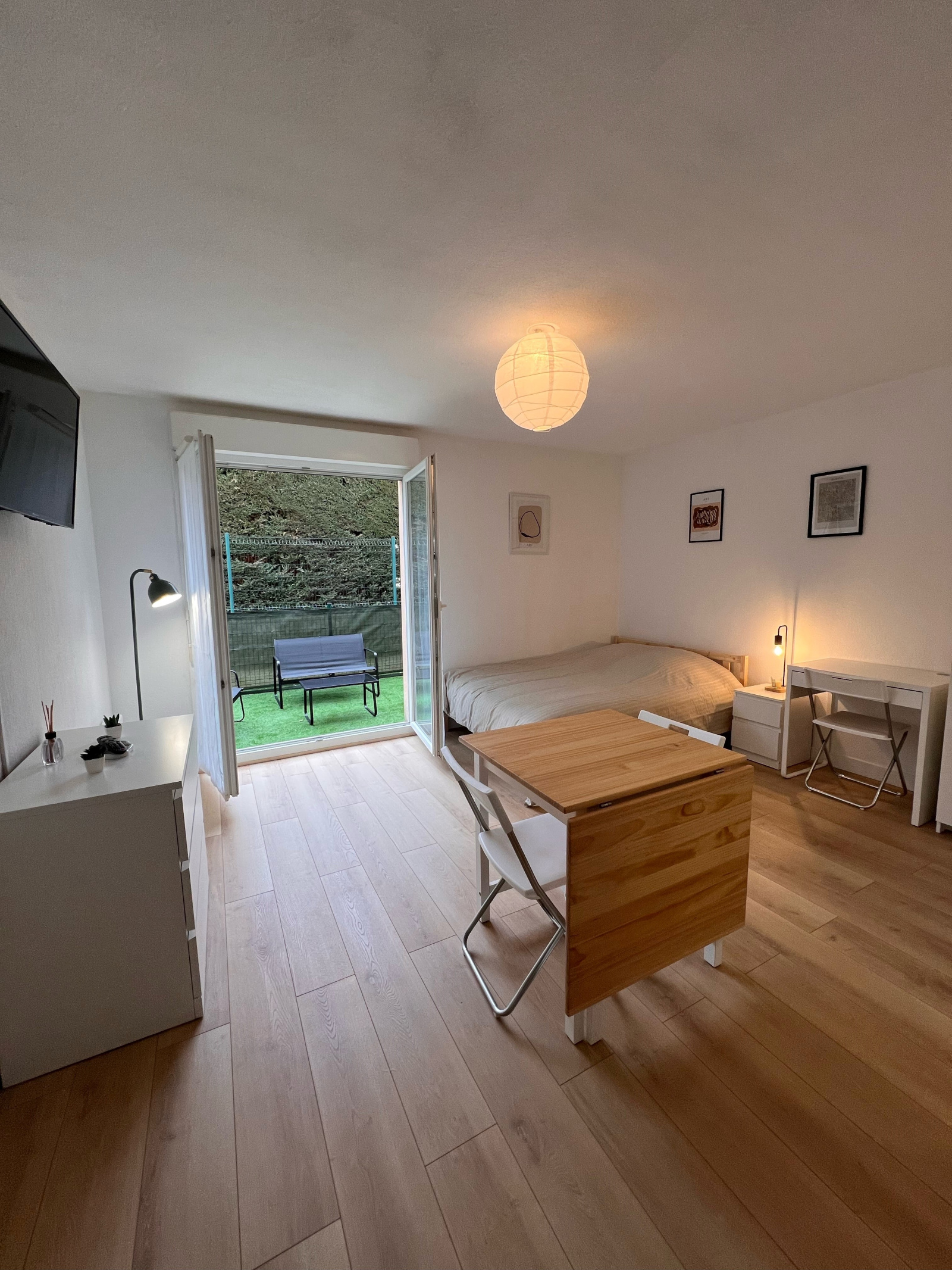 Image_, Studio, Bourg-Saint-Andéol, ref :0322