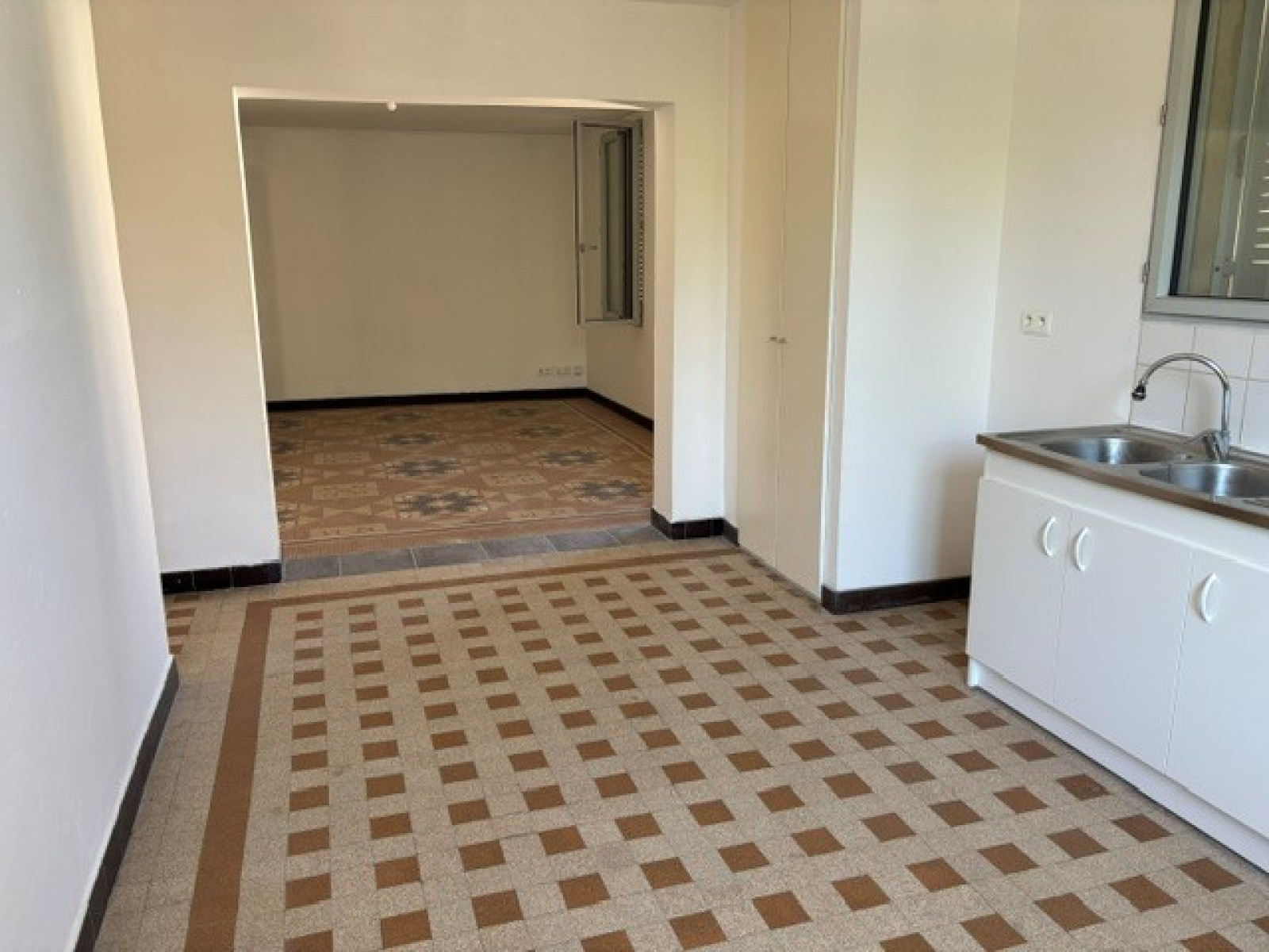 Image_, Appartement, Bourg-Saint-Andéol, ref :540la